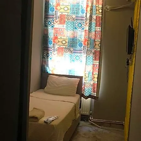 Vintage Joker Hotel *